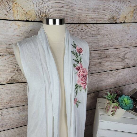 NWT Joseph A. Women's White Floral Embroidered Open Front Cardigan Size XL - Picture 3 of 10